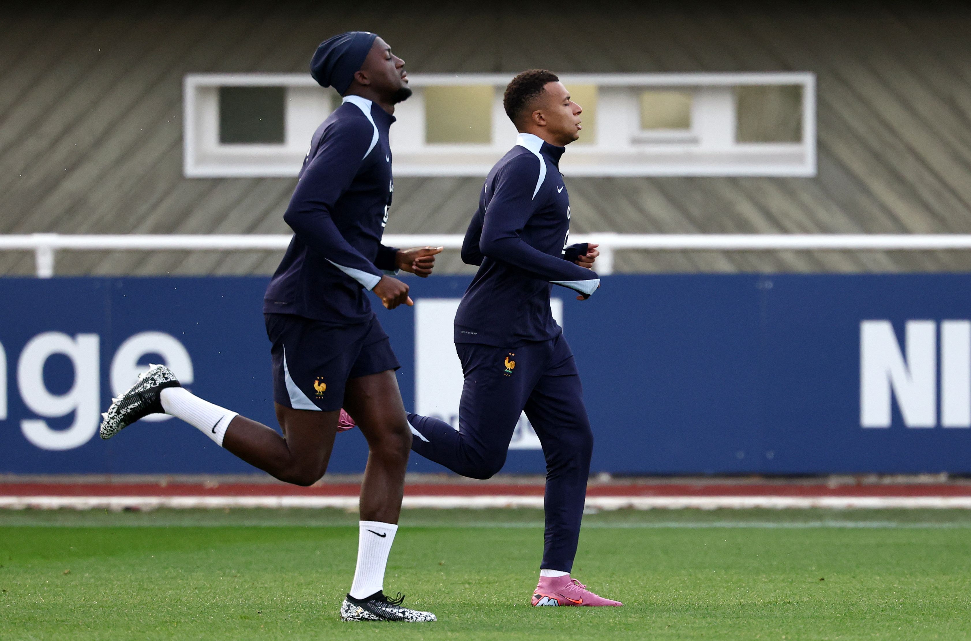 ayx清晨西汉姆远射贴柱——法国杯节点到来加时末段成都蓉城调整名单以备社区盾，连对手都承认：塔图姆与60激战加拿大队分钟的简单介绍